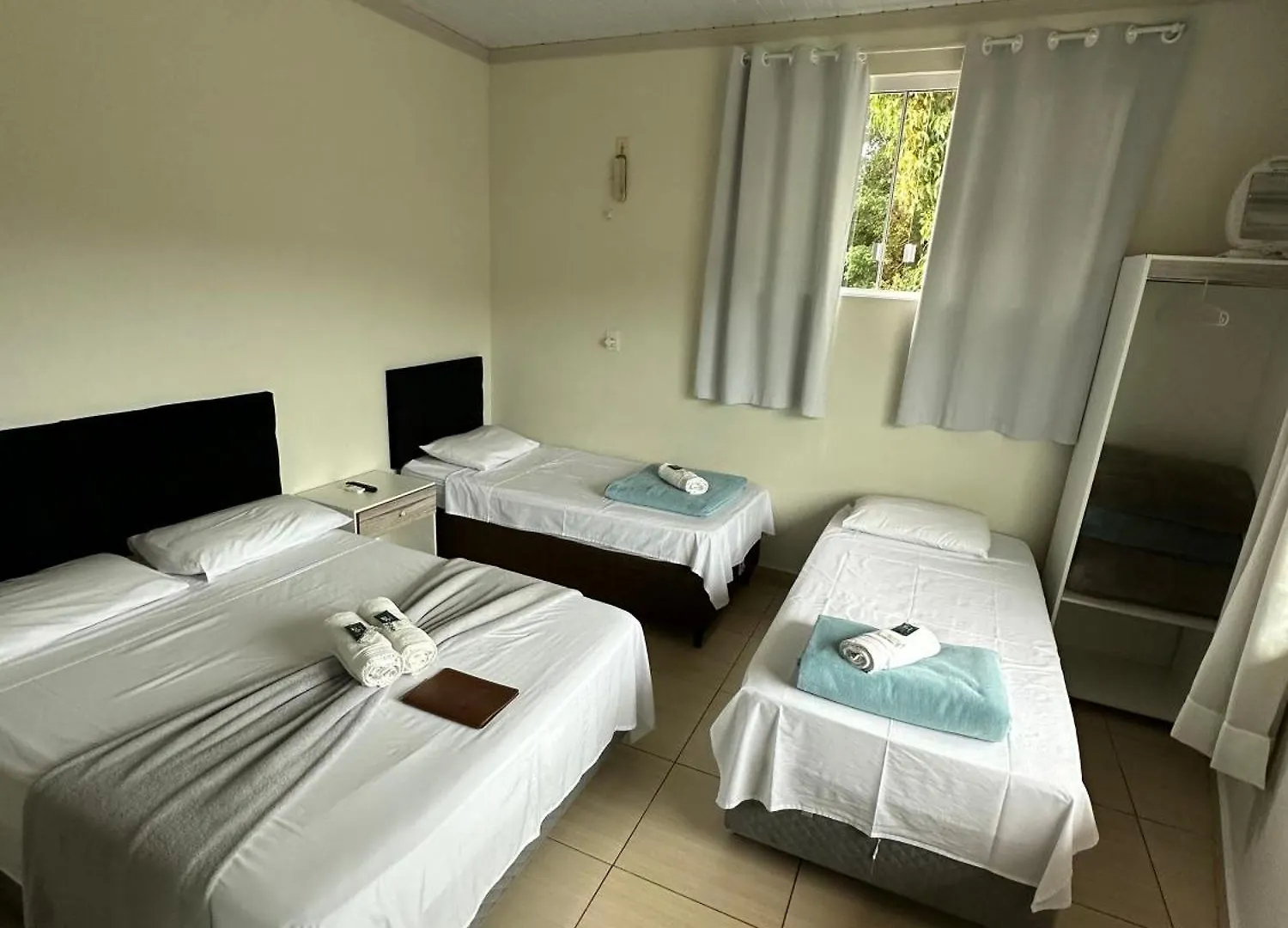 Hotel Dallas - Penha Sc Fogadó